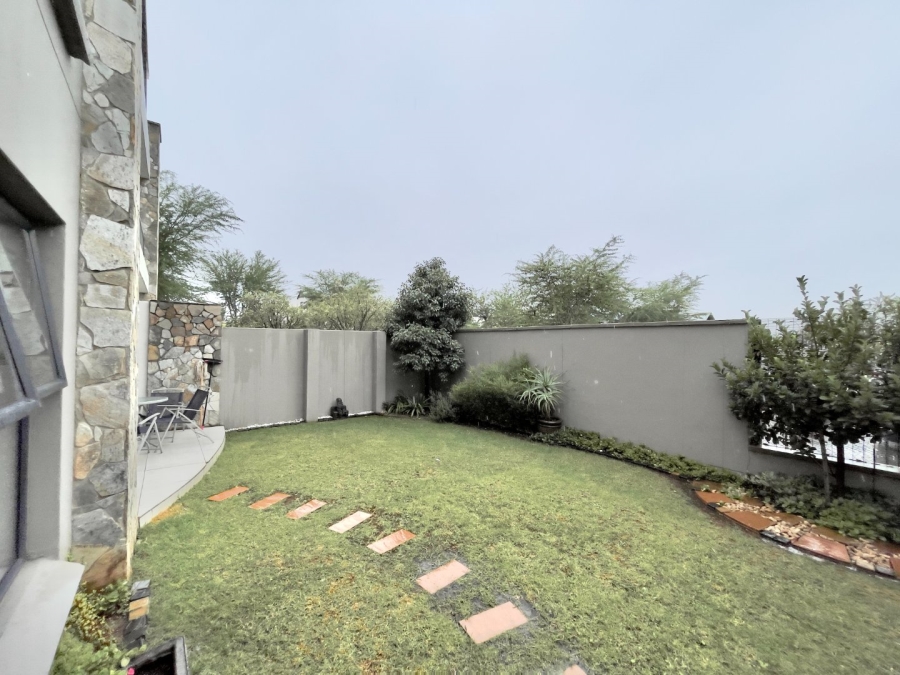 3 Bedroom Property for Sale in The Polofields Gauteng