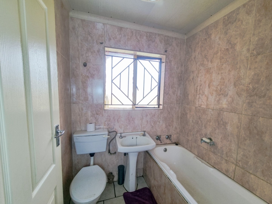 3 Bedroom Property for Sale in Tsakane Ext 8 Gauteng