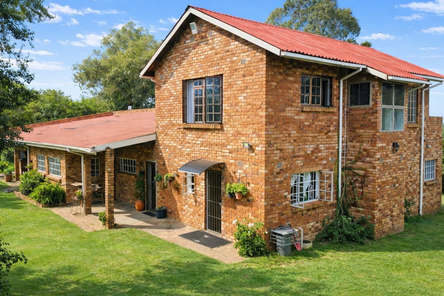  Bedroom Property for Sale in Farmall A H Gauteng
