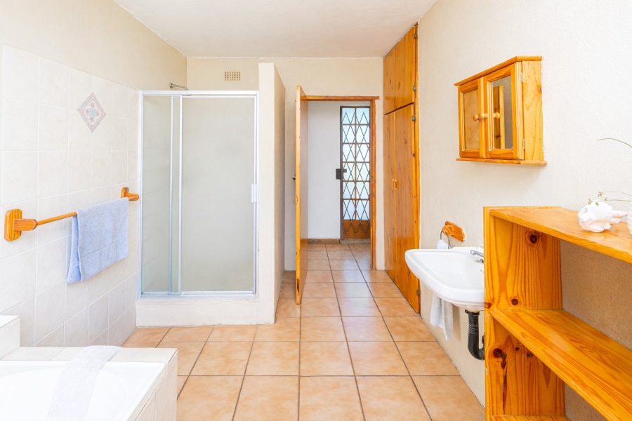  Bedroom Property for Sale in Farmall A H Gauteng