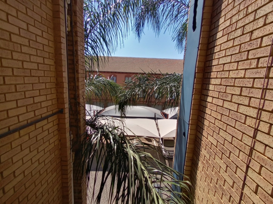 1 Bedroom Property for Sale in Riviera Gauteng