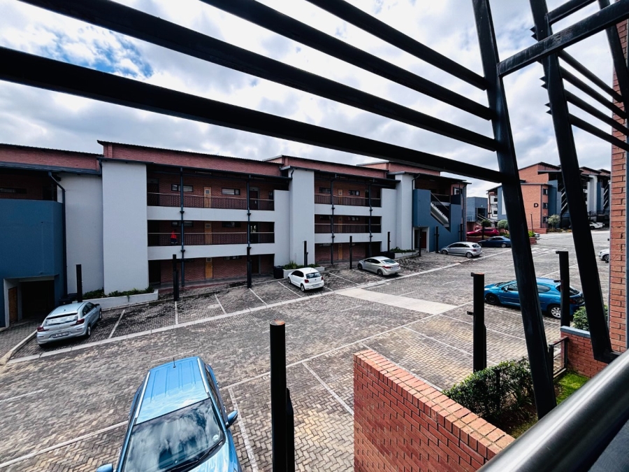 2 Bedroom Property for Sale in Vorna Valley Gauteng