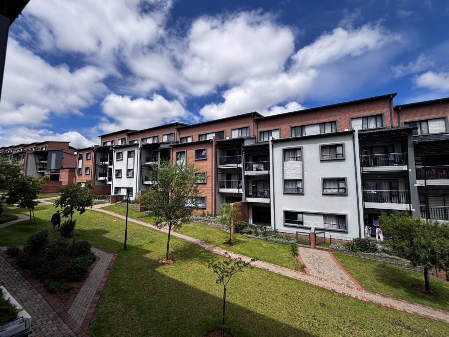 2 Bedroom Property for Sale in Vorna Valley Gauteng