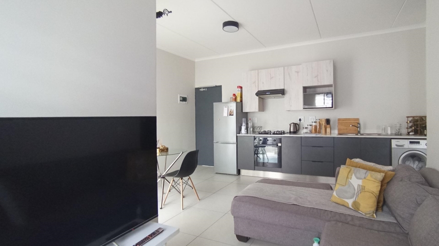 1 Bedroom Property for Sale in Carlswald Gauteng