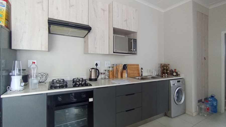 1 Bedroom Property for Sale in Carlswald Gauteng