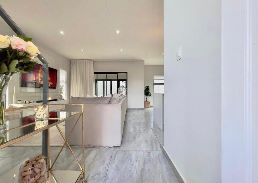 3 Bedroom Property for Sale in Carlswald Gauteng