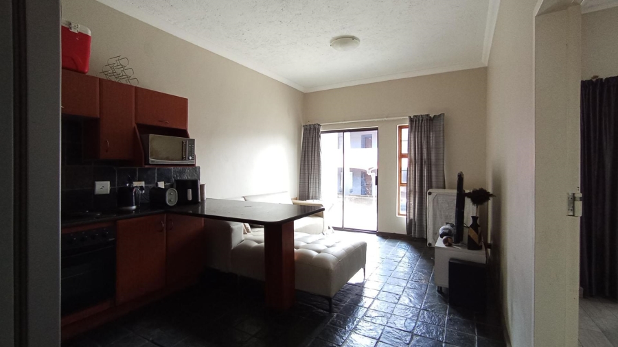 2 Bedroom Property for Sale in Erand Gardens Gauteng