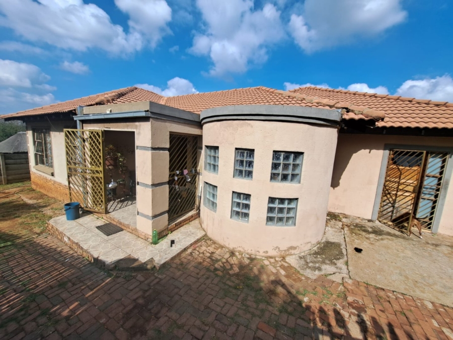 3 Bedroom Property for Sale in Laversburg Gauteng