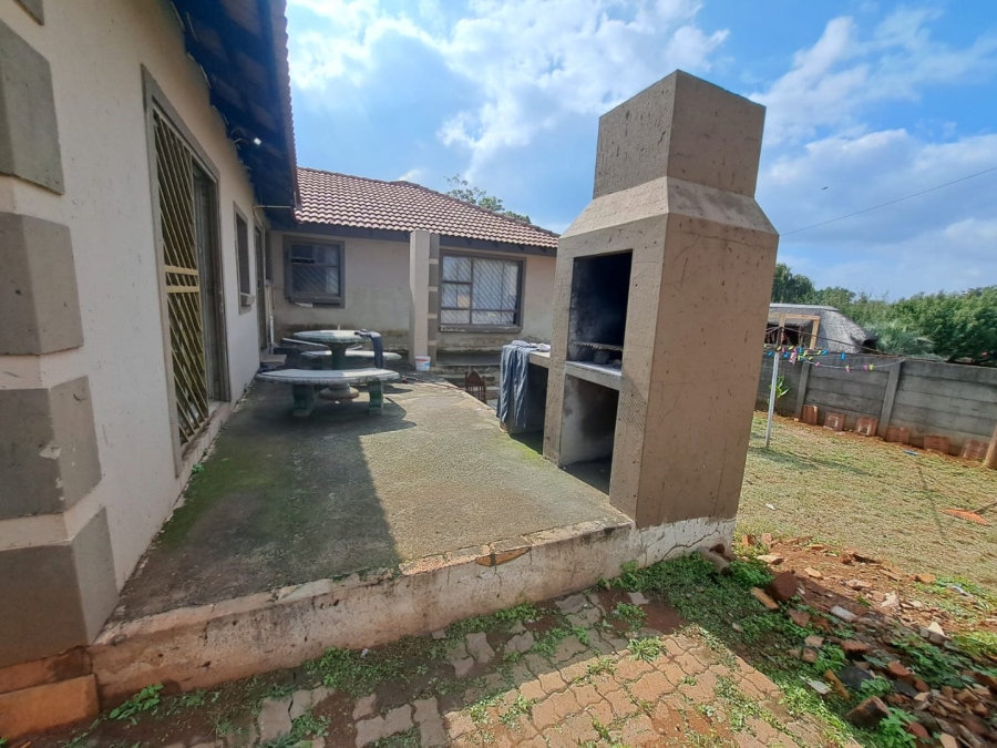 3 Bedroom Property for Sale in Laversburg Gauteng