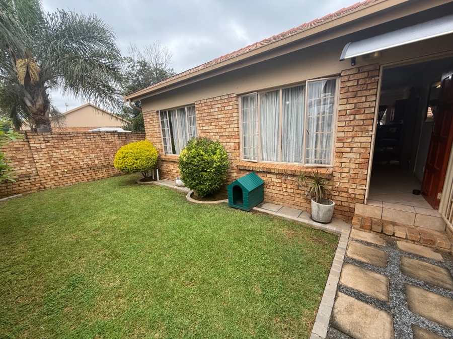 2 Bedroom Property for Sale in Amberfield Ridge Gauteng