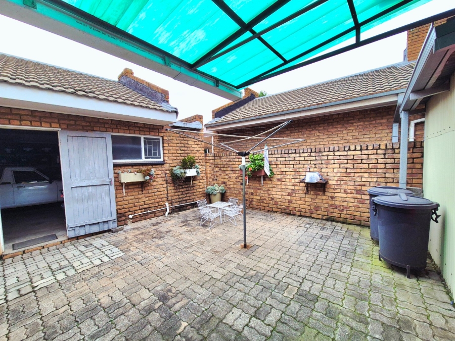 3 Bedroom Property for Sale in Vanderbijlpark SW 5 Gauteng