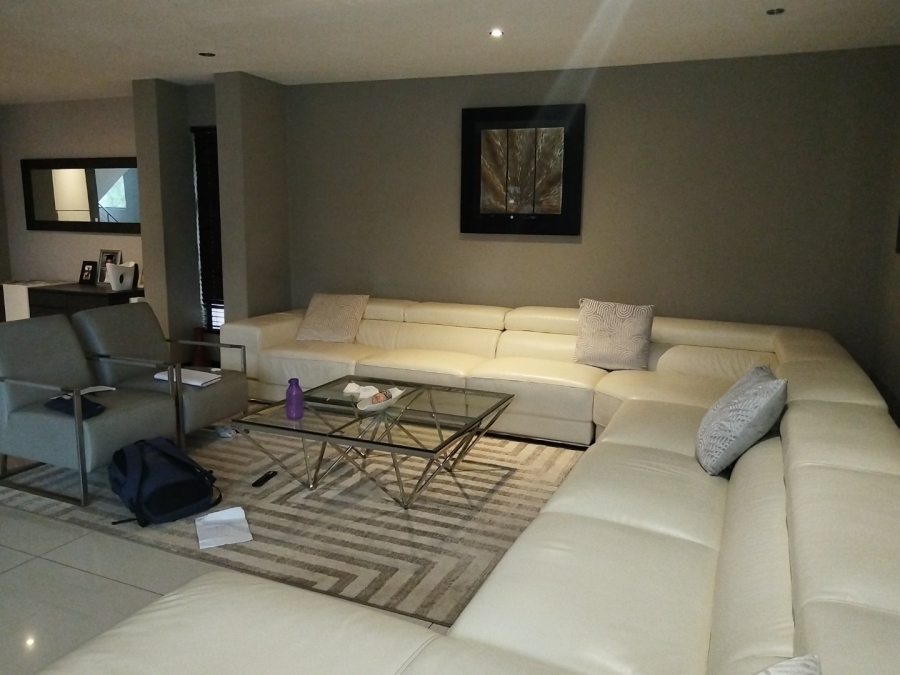 5 Bedroom Property for Sale in Roodeplaat Gauteng