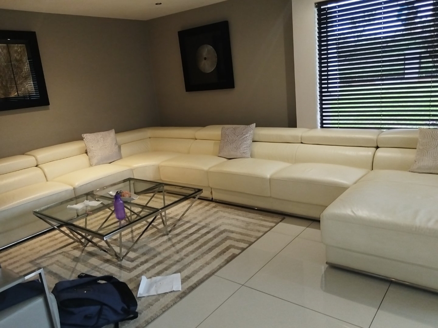 5 Bedroom Property for Sale in Roodeplaat Gauteng