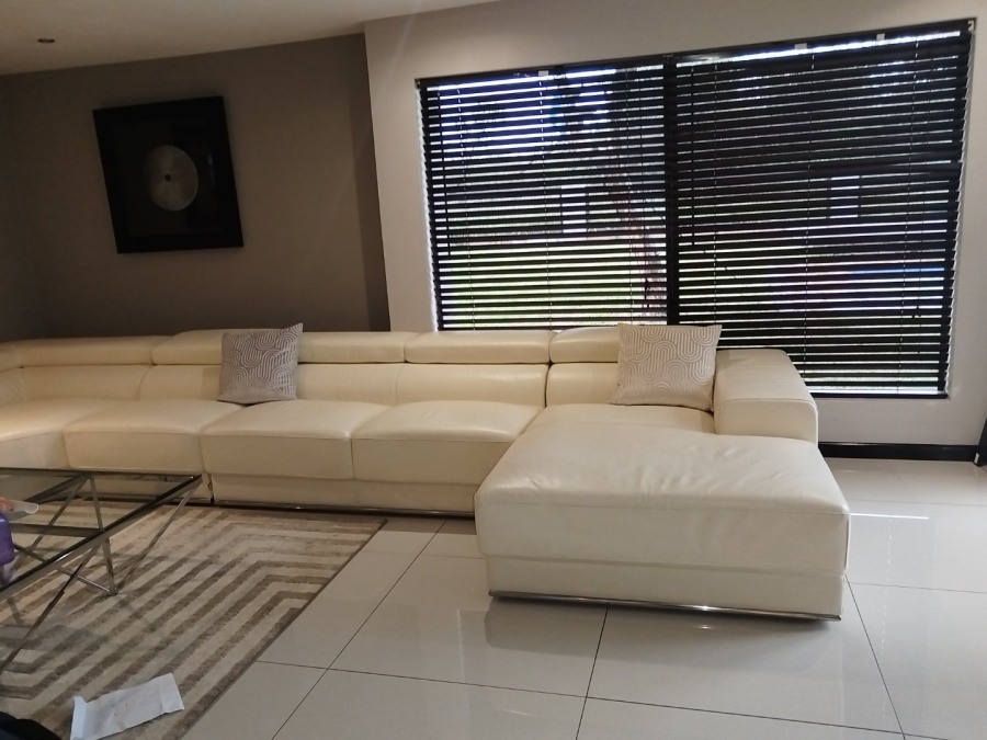 5 Bedroom Property for Sale in Roodeplaat Gauteng