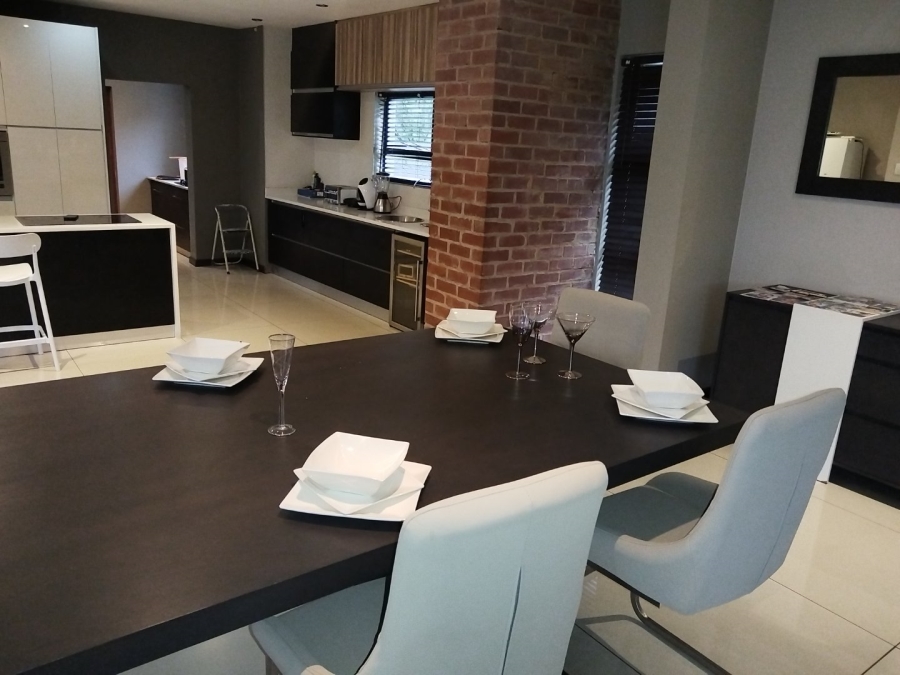 5 Bedroom Property for Sale in Roodeplaat Gauteng