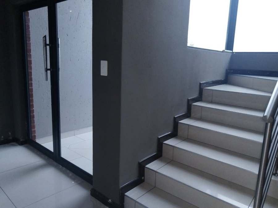 5 Bedroom Property for Sale in Roodeplaat Gauteng
