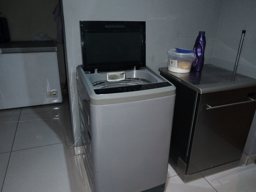 5 Bedroom Property for Sale in Roodeplaat Gauteng