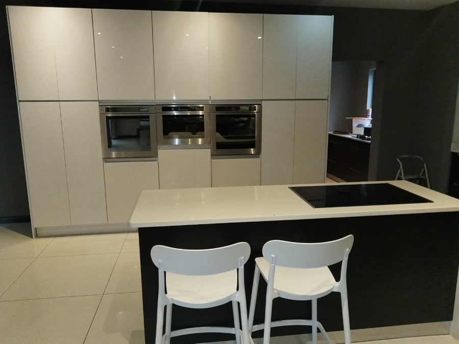 5 Bedroom Property for Sale in Roodeplaat Gauteng