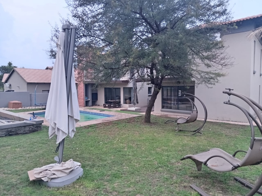 5 Bedroom Property for Sale in Roodeplaat Gauteng