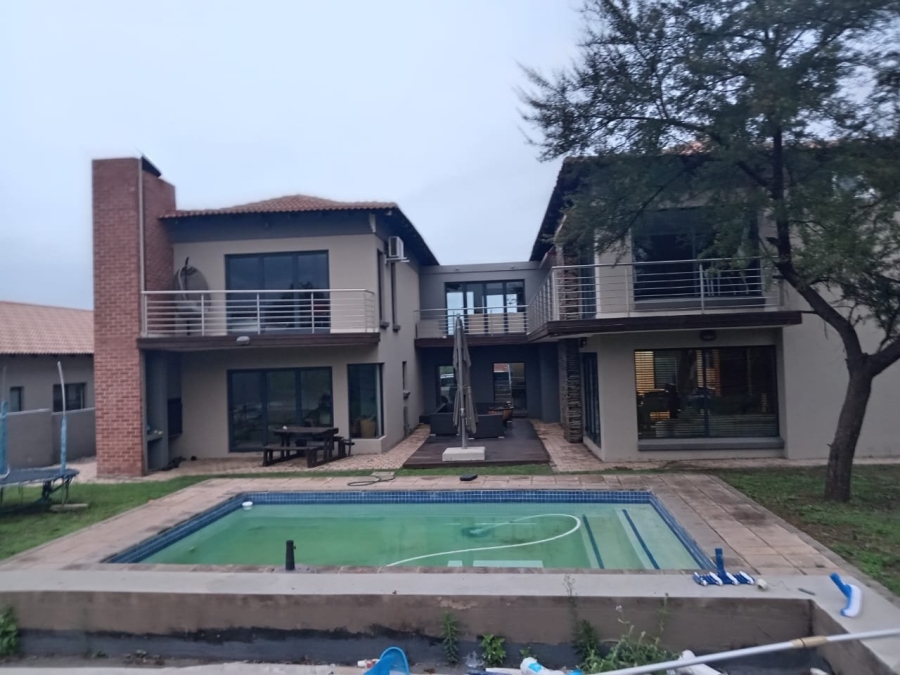 5 Bedroom Property for Sale in Roodeplaat Gauteng
