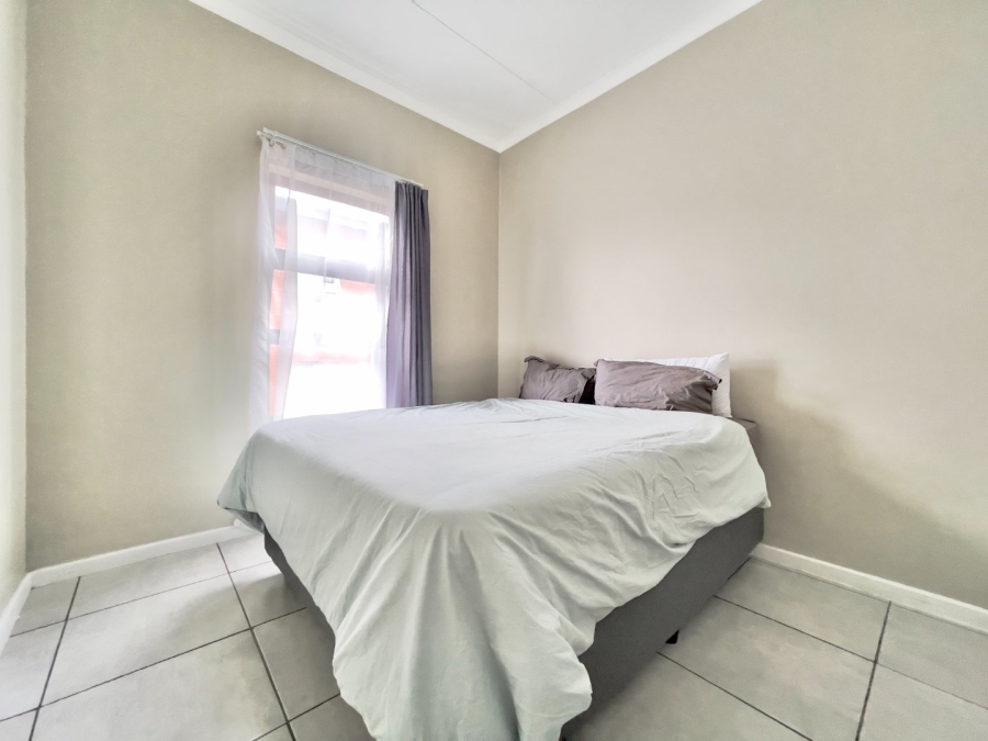 1 Bedroom Property for Sale in Halfway Gardens Gauteng