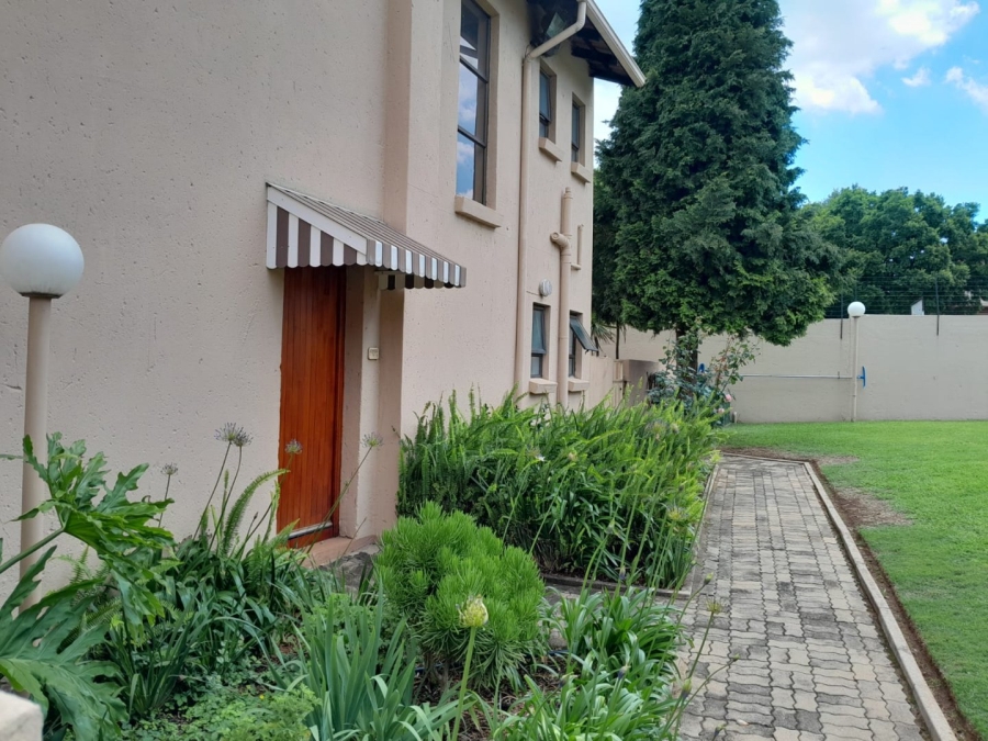 2 Bedroom Property for Sale in Bedfordview Gauteng