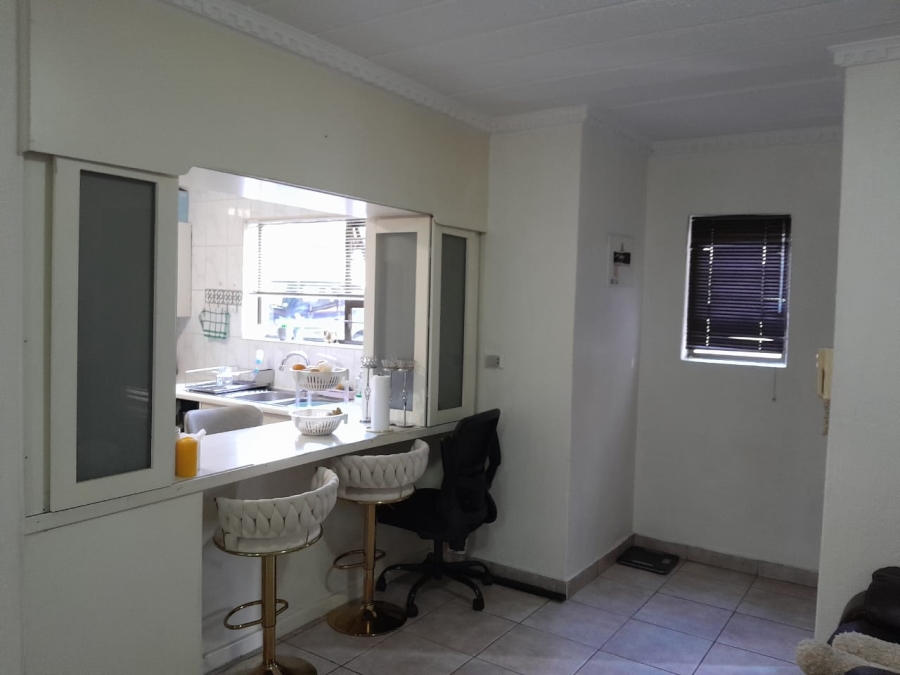 2 Bedroom Property for Sale in Bedfordview Gauteng