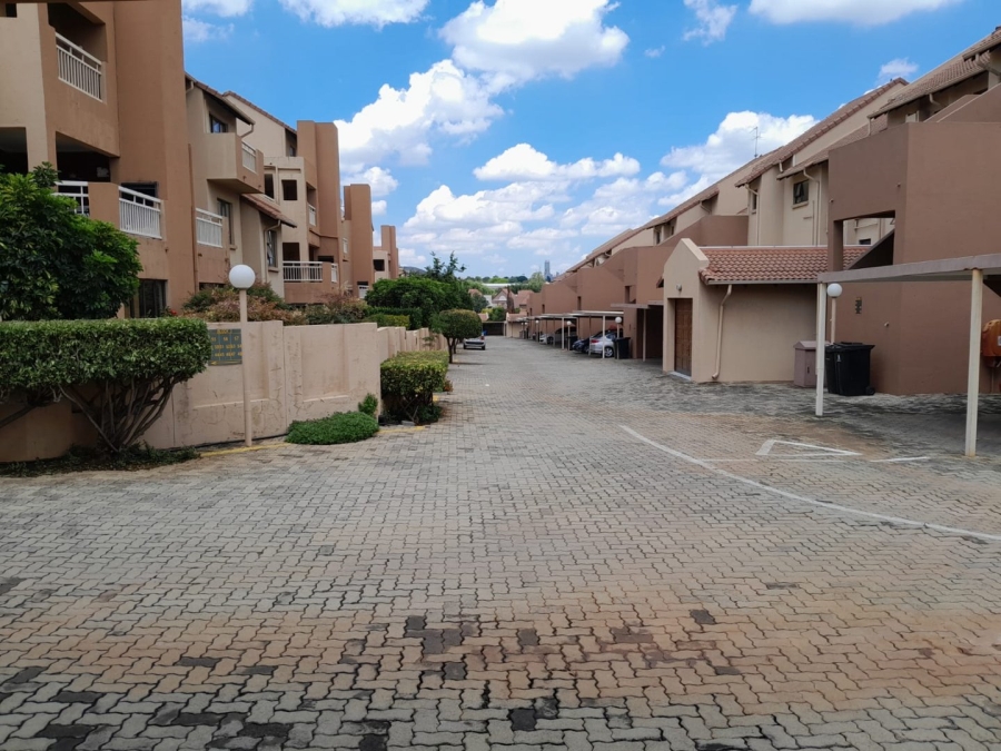 2 Bedroom Property for Sale in Bedfordview Gauteng