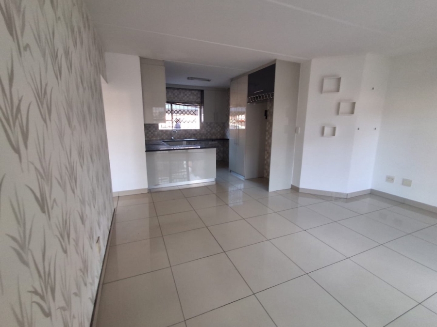  Bedroom Property for Sale in Bardene Gauteng