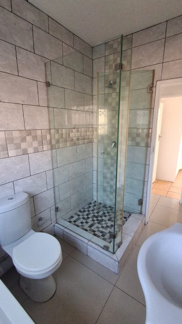  Bedroom Property for Sale in Bardene Gauteng