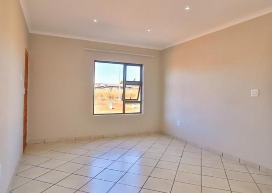 2 Bedroom Property for Sale in Crystal Park Gauteng