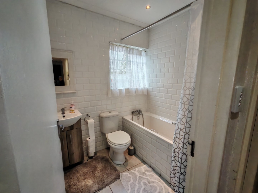 3 Bedroom Property for Sale in Klopperpark Gauteng