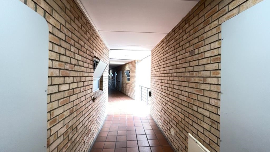 2 Bedroom Property for Sale in Hatfield Gauteng