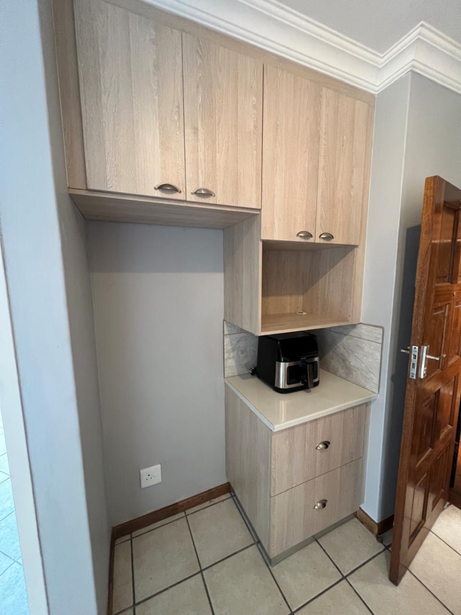 2 Bedroom Property for Sale in Hatfield Gauteng