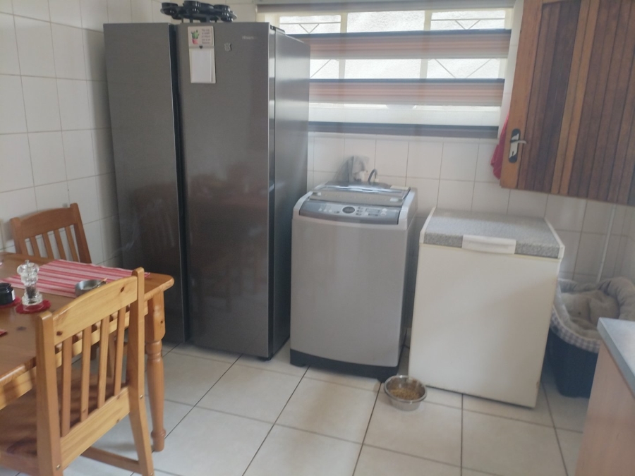 4 Bedroom Property for Sale in Strubenvale Gauteng