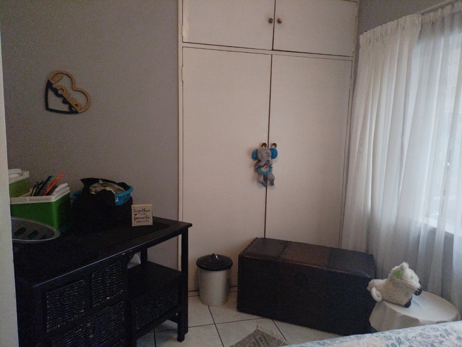 4 Bedroom Property for Sale in Strubenvale Gauteng