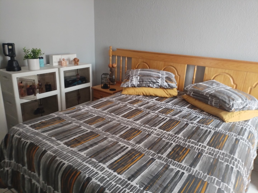 4 Bedroom Property for Sale in Strubenvale Gauteng