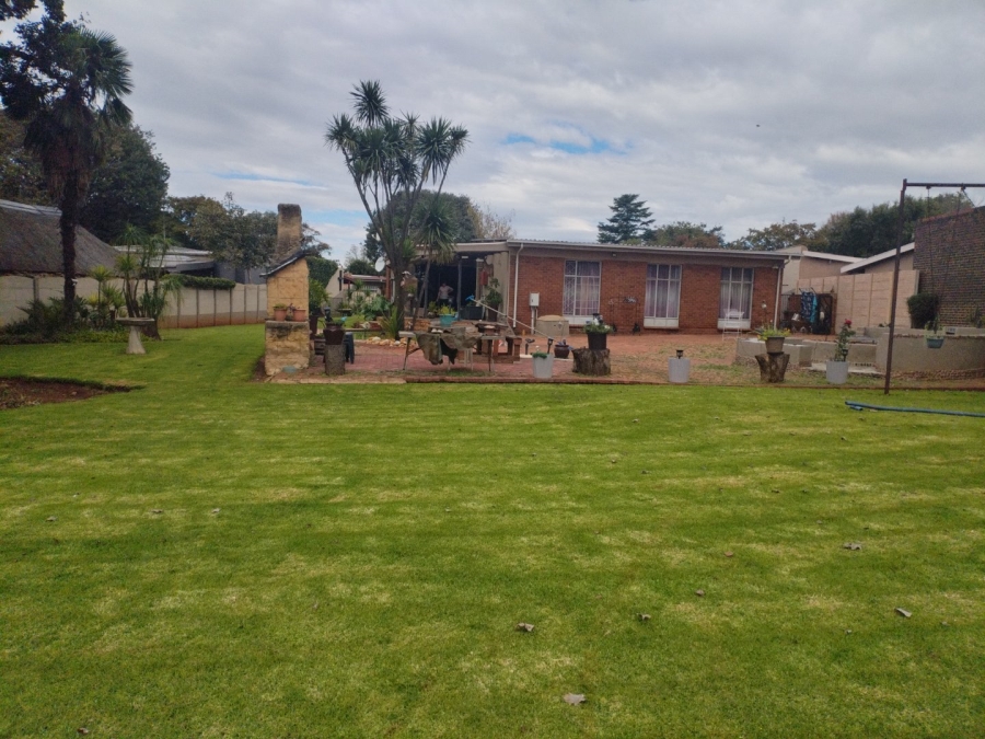 4 Bedroom Property for Sale in Strubenvale Gauteng