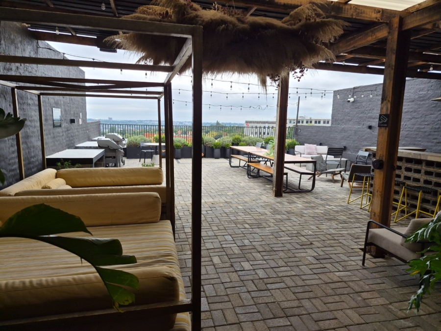 2 Bedroom Property for Sale in Sandton Central Gauteng