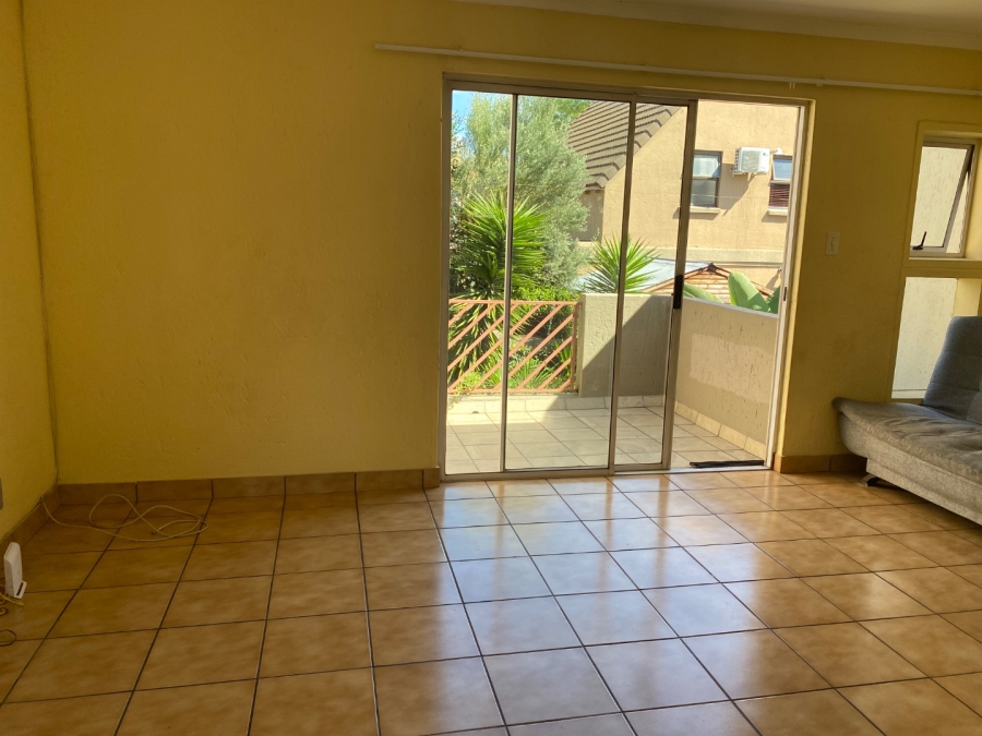  Bedroom Property for Sale in Bromhof Gauteng
