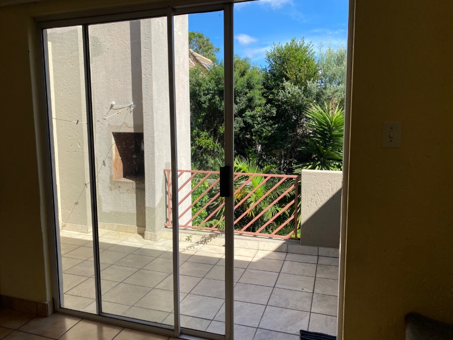  Bedroom Property for Sale in Bromhof Gauteng