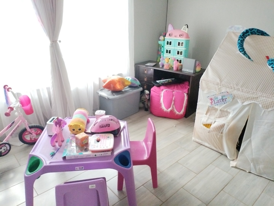 3 Bedroom Property for Sale in Edelweiss Gauteng