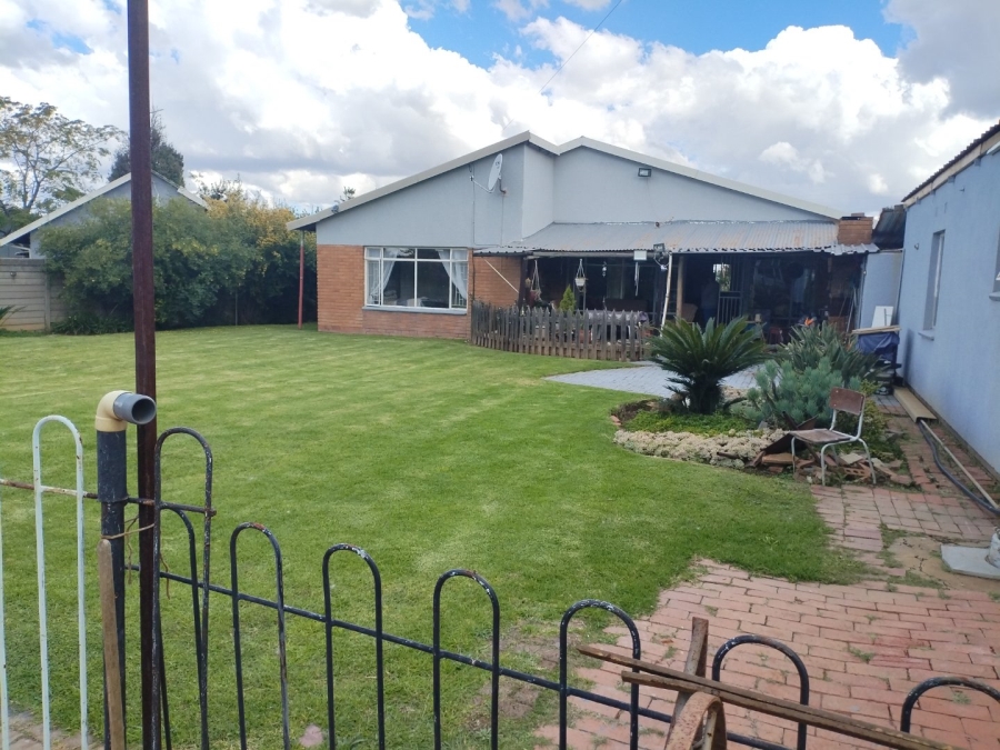 3 Bedroom Property for Sale in Selcourt Gauteng