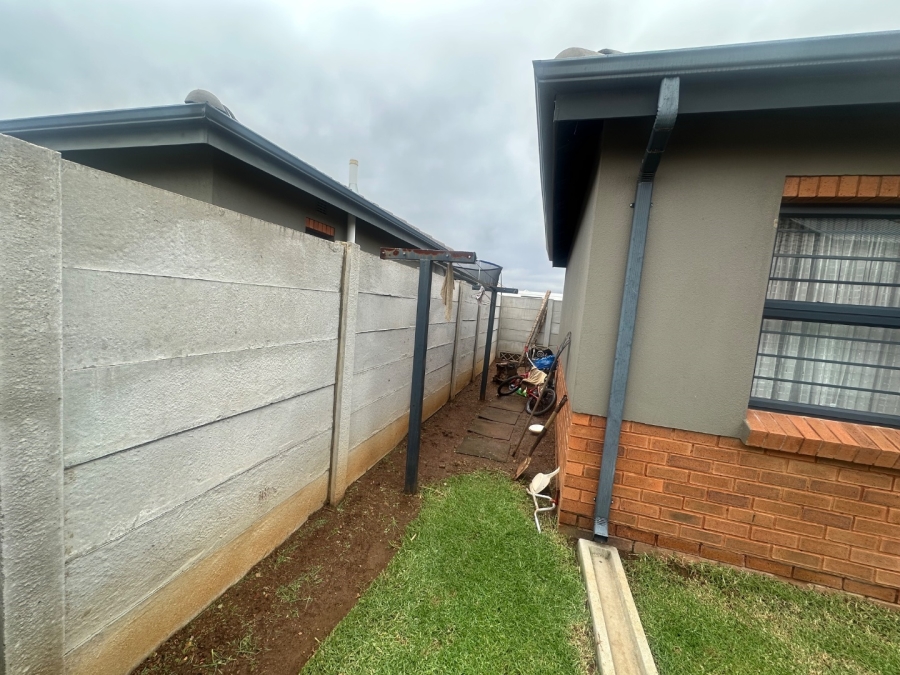 3 Bedroom Property for Sale in Albertsdal Gauteng