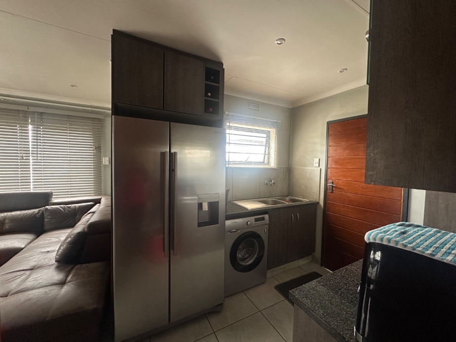 3 Bedroom Property for Sale in Albertsdal Gauteng