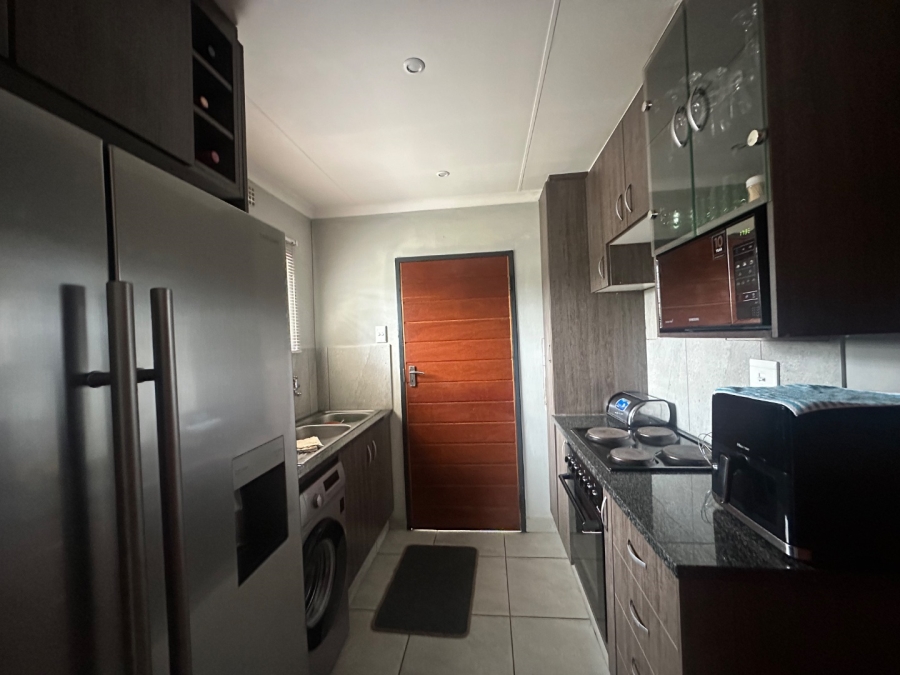 3 Bedroom Property for Sale in Albertsdal Gauteng