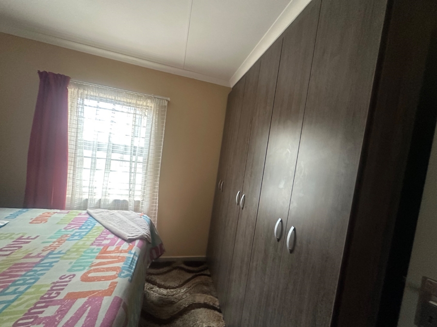 3 Bedroom Property for Sale in Albertsdal Gauteng