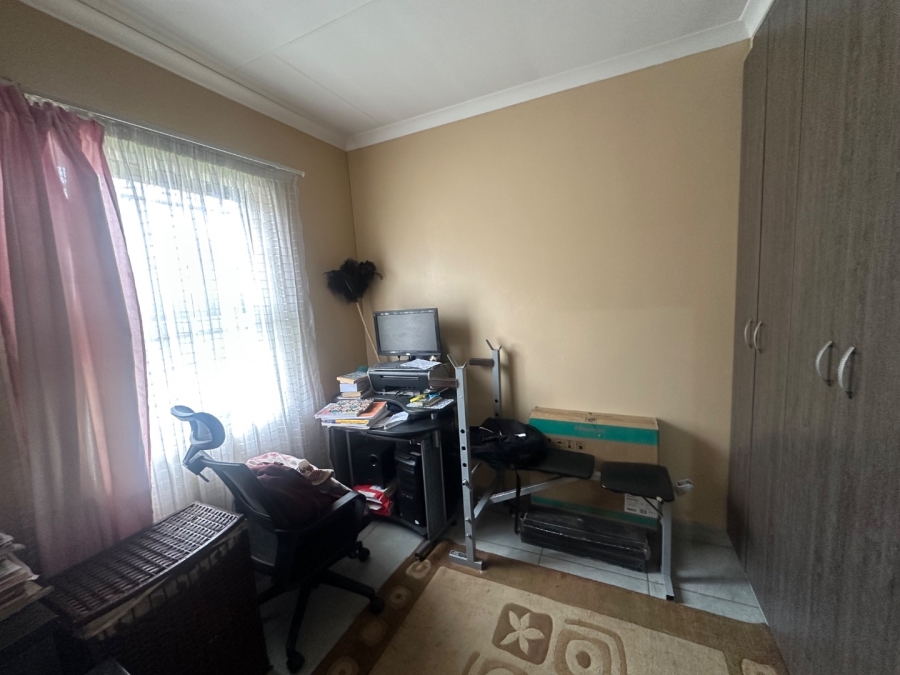 3 Bedroom Property for Sale in Albertsdal Gauteng