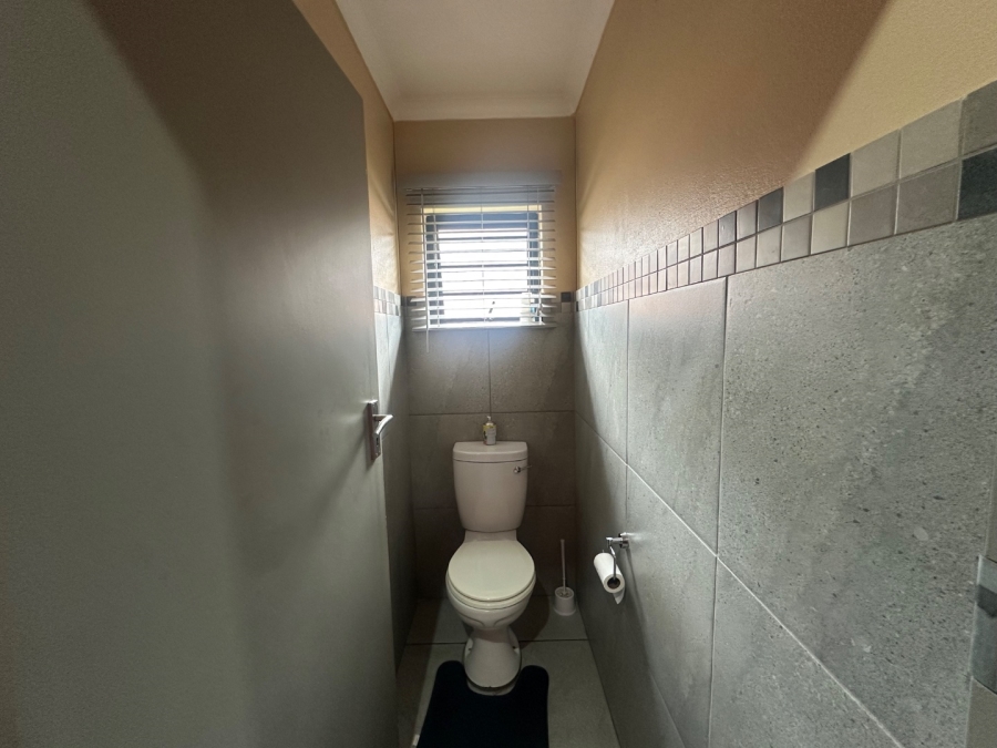 3 Bedroom Property for Sale in Albertsdal Gauteng