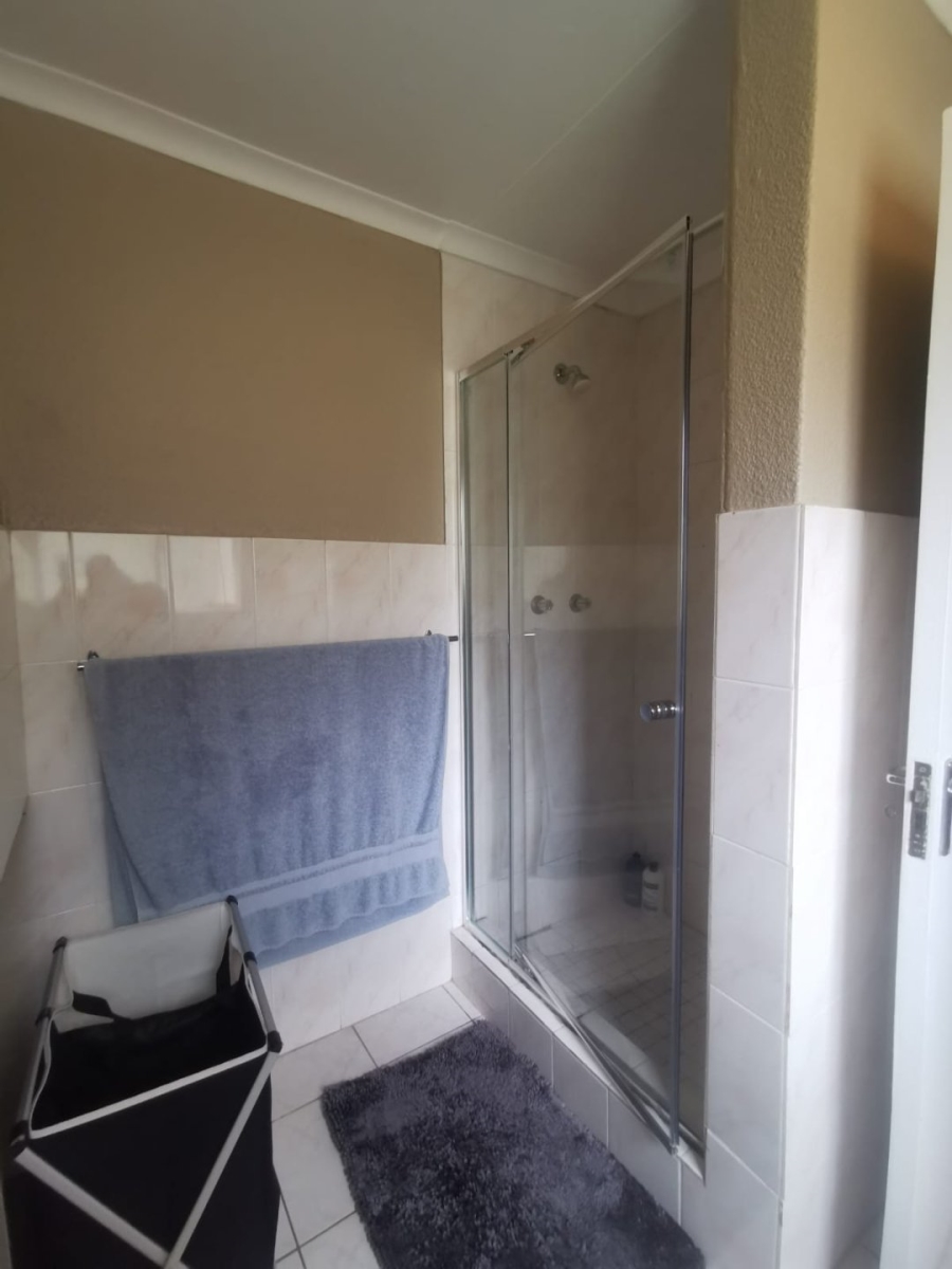 2 Bedroom Property for Sale in Eden Glen Gauteng